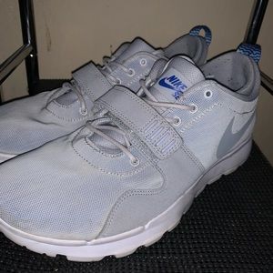 Nike Men’s SB Trainerendor